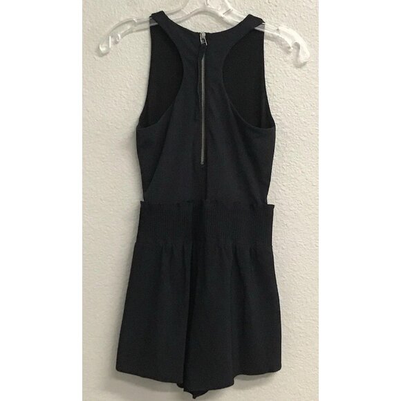 Athleta Womens Black Sleeveless Back Zip Cosmic Flutter Romper Size XS - Picture 4 of 11